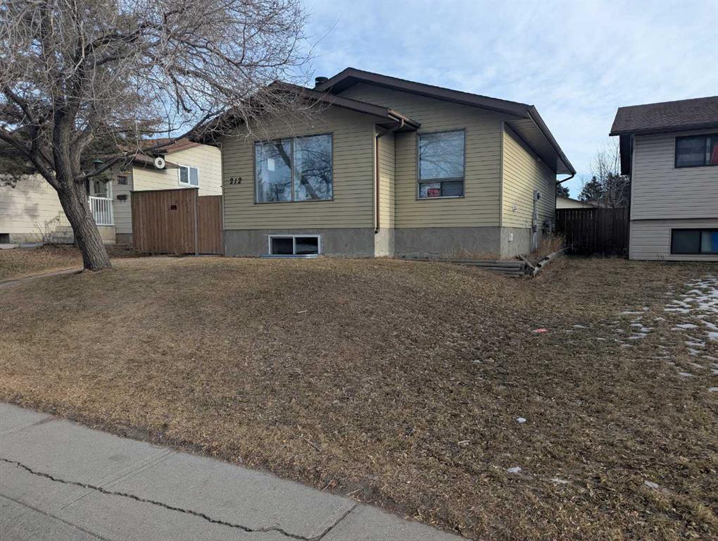 212 Fallswater Road NE
